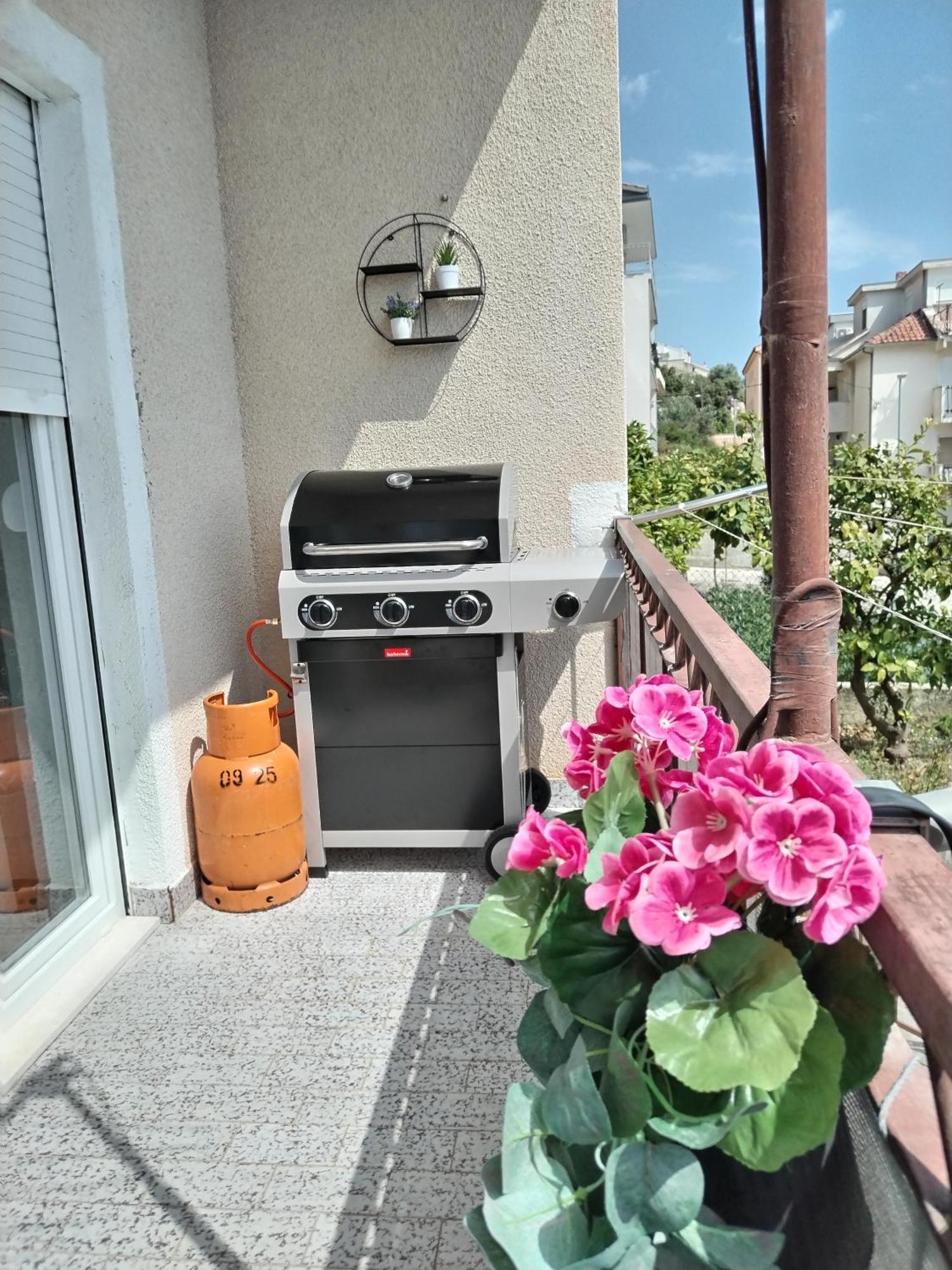 Apartment Marina Podstrana Zewnętrze zdjęcie